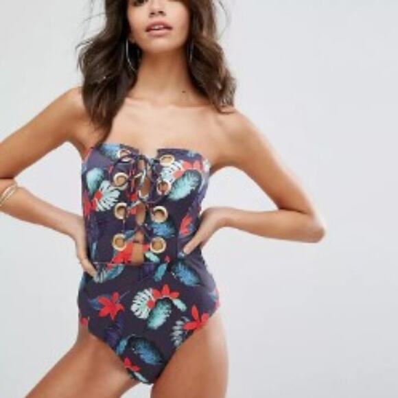 Missguided  ASOS Brand Exclusive Tropical Print Lace Up Strapless Swimsuit 6 - Picture 1 of 5